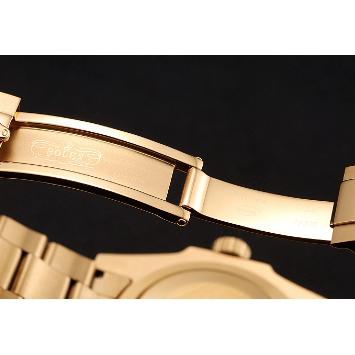 AAA Replica Watches Bracelet And II And Rolex Bezel Case 1453750 Gold GMT Green Swiss Dial Master 0520
